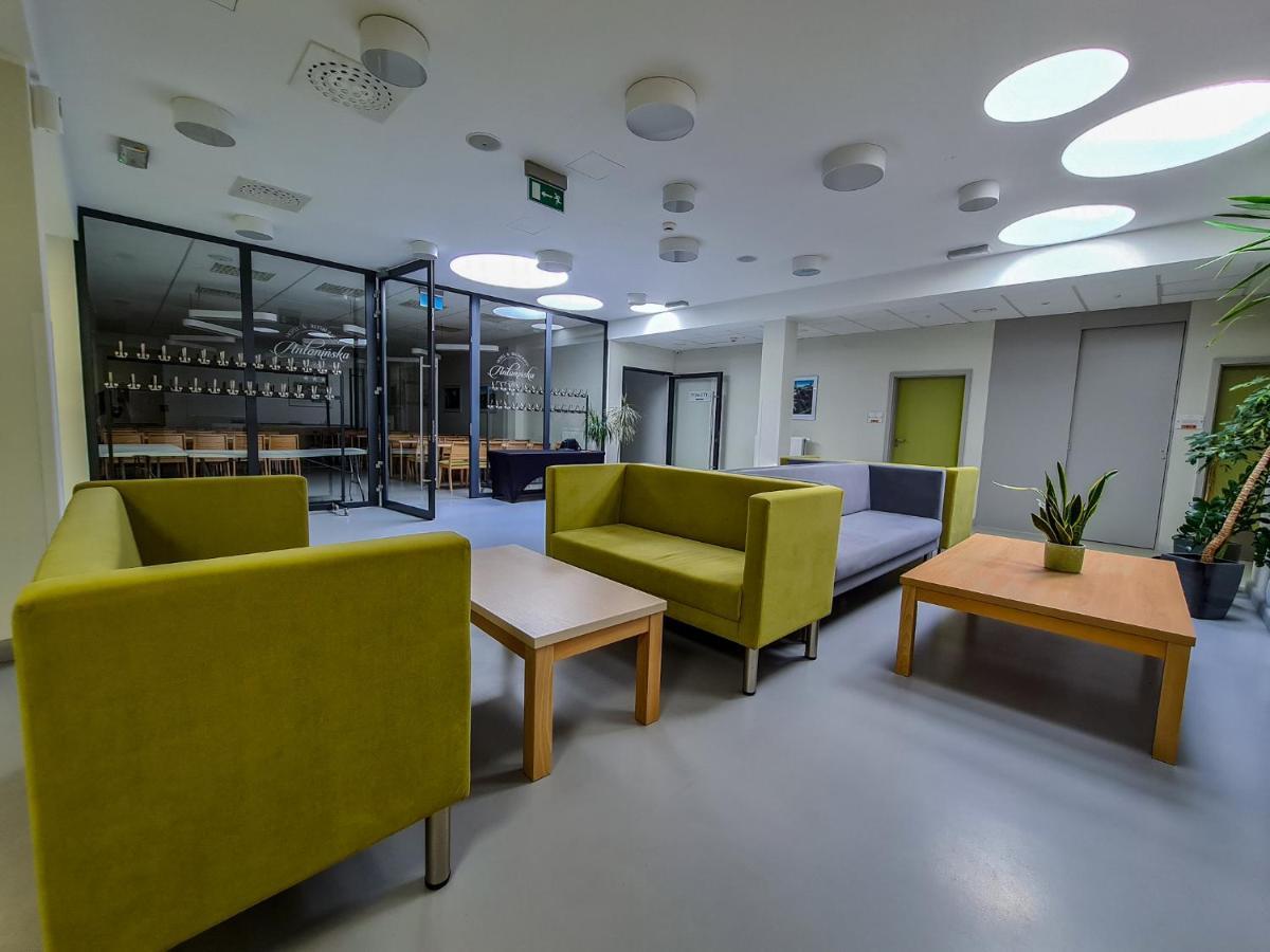 לז'נו Antoninska Hotel & Apartamenty מראה חיצוני תמונה