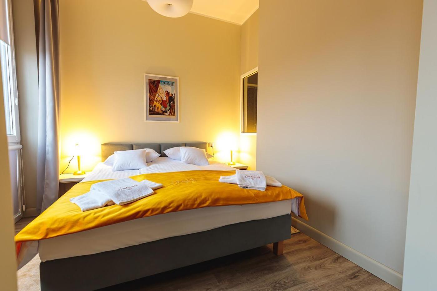 לז'נו Antoninska Hotel & Apartamenty מראה חיצוני תמונה